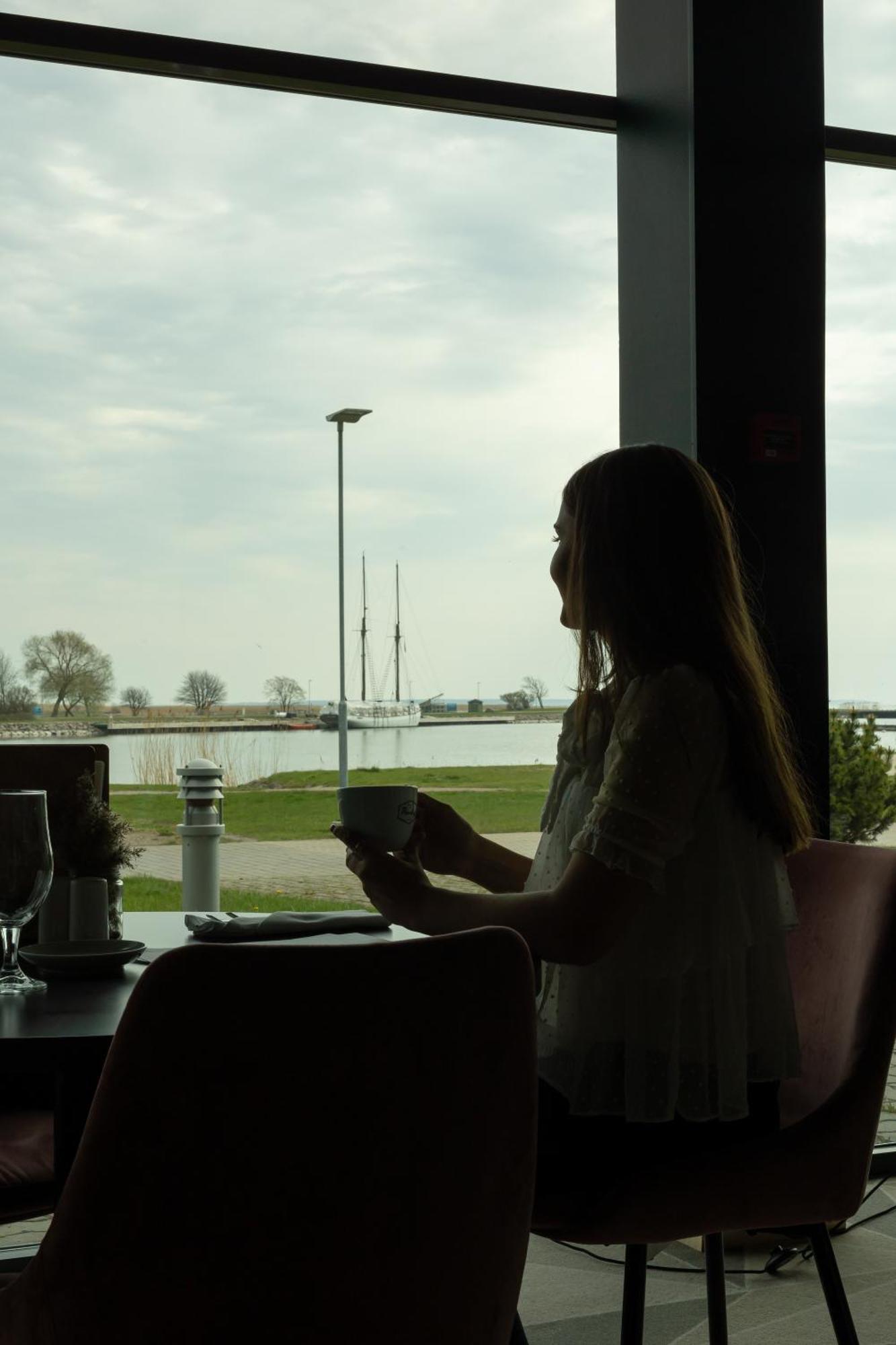 Oe Seaside Suites & Spa Kuressaare Exterior foto
